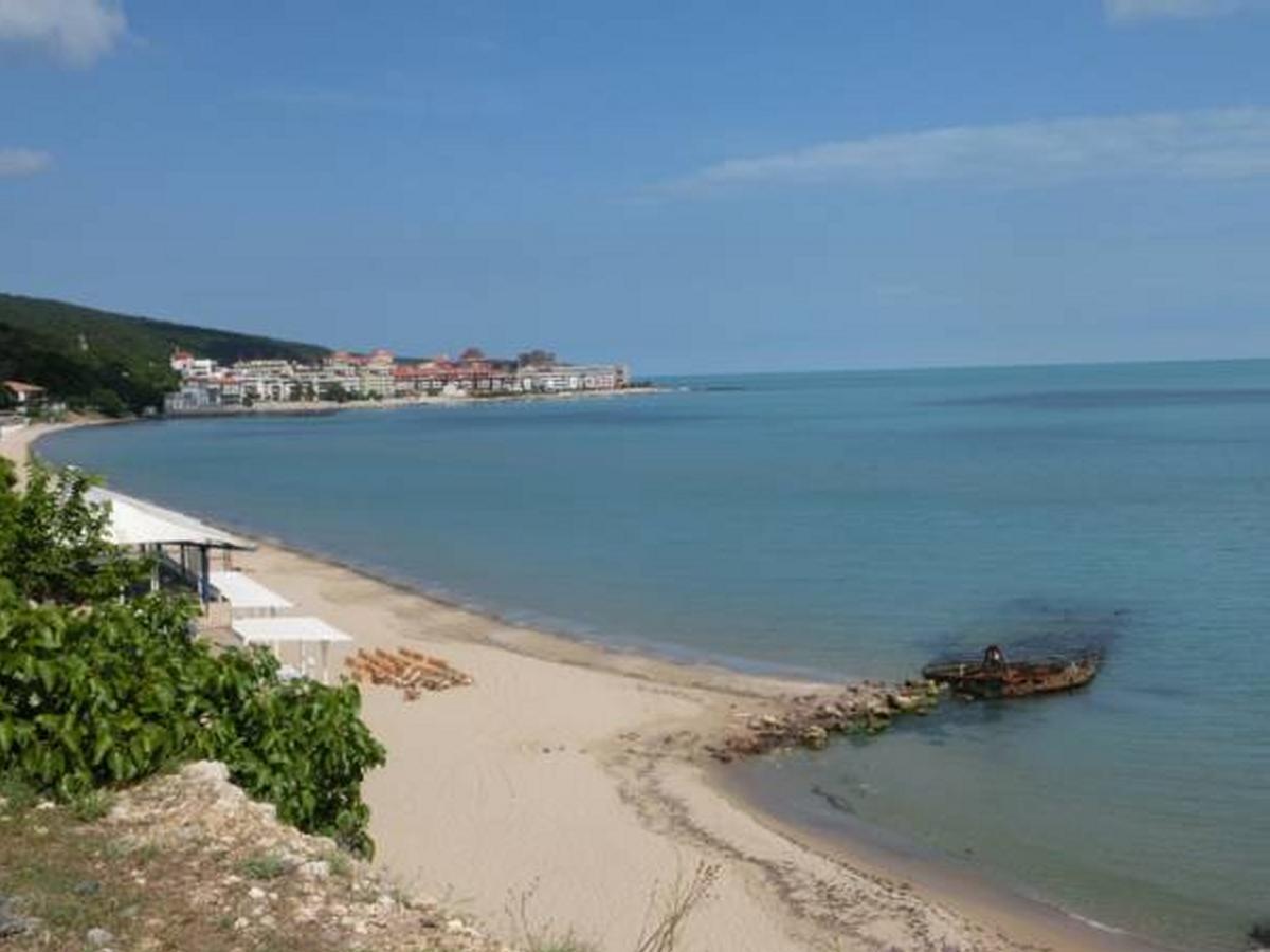 Sea View Apartment, Panorama, Pools And Beach, Sveti Vlas Exteriör bild