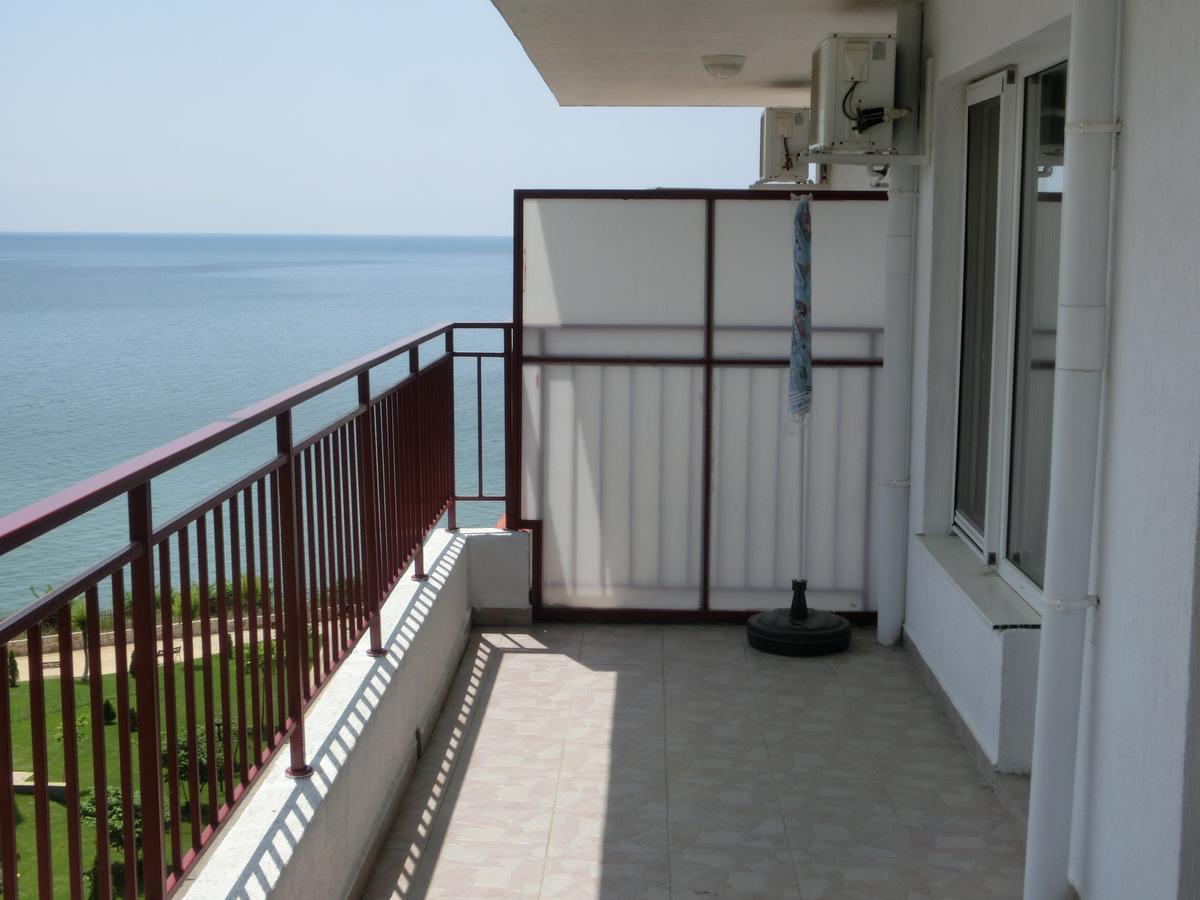 Sea View Apartment, Panorama, Pools And Beach, Sveti Vlas Exteriör bild