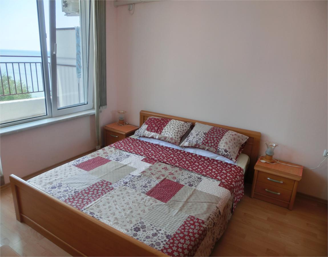 Sea View Apartment, Panorama, Pools And Beach, Sveti Vlas Exteriör bild
